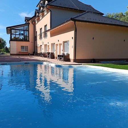 Navigator Hotell Palić Eksteriør bilde